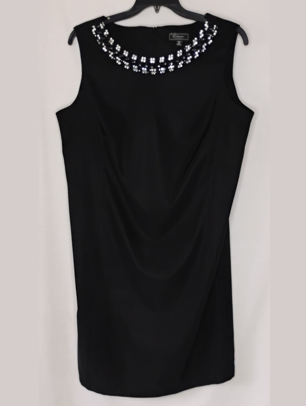 Size 18 Dressbarn Sleeveless Black Knee Length Shift Dress Beaded Jewel Neckline